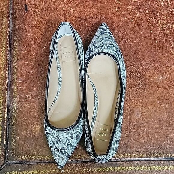 KAARI BLUE WOMEN'S HILLARY FABRIC POINTED TOE BALLET FLATS - Picture 10 of 16